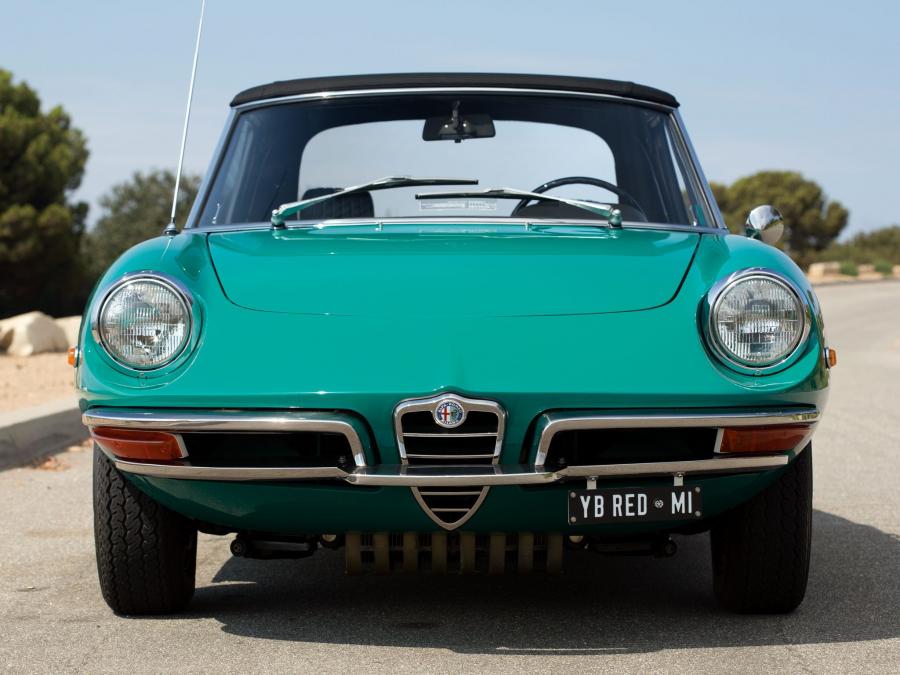  Alfa Romeo 1750 Spider Veloce (105) 1968 года  (NA) (фото 9 из 9)